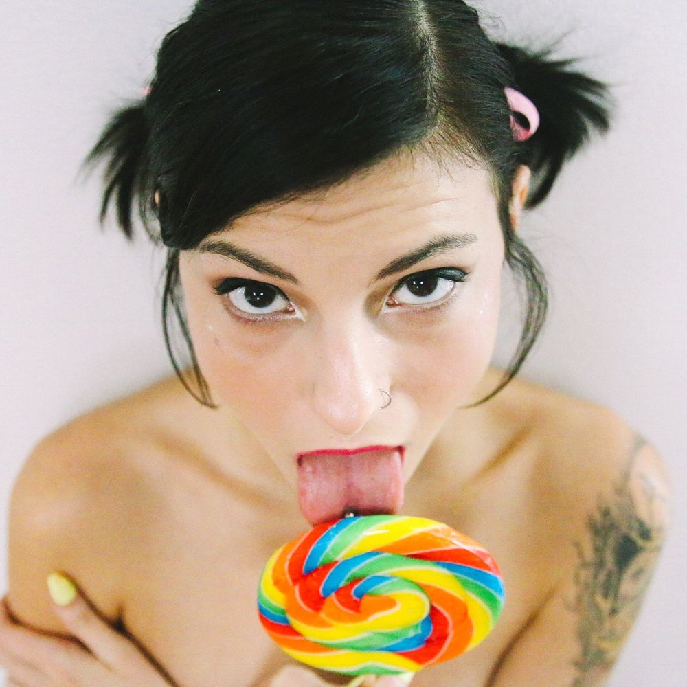 theneonharlot OnlyFans profile picture
