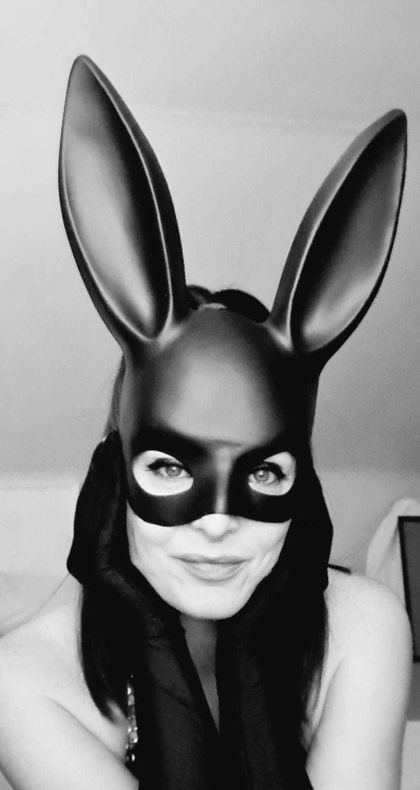 ladyknylons OnlyFans picture