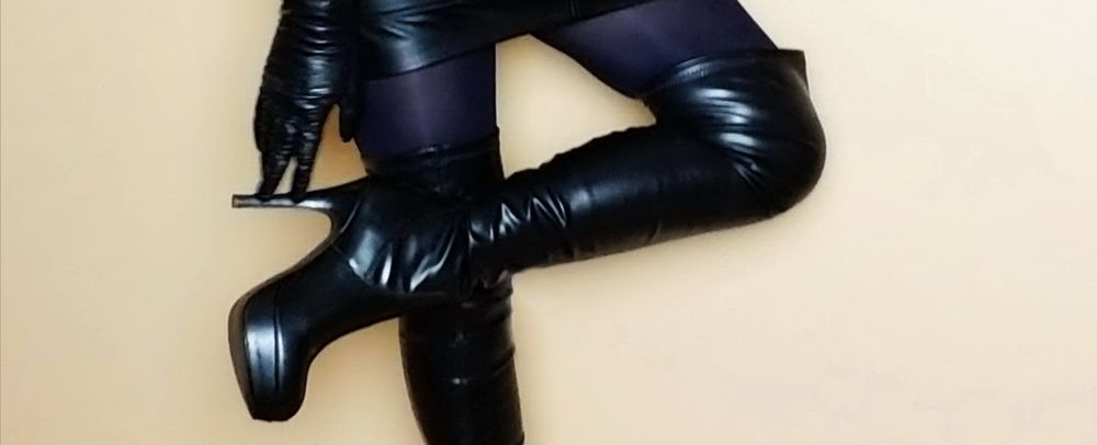 leatherqueenalexa OnlyFans profile picture