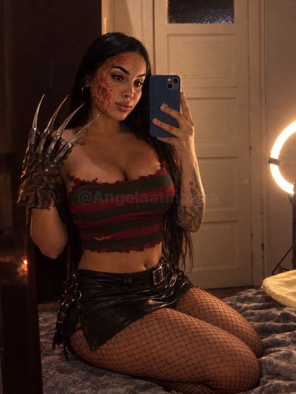 yourbrunettebitchx OnlyFans picture