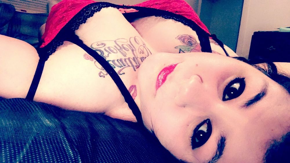 deadlylove2344 OnlyFans profile picture