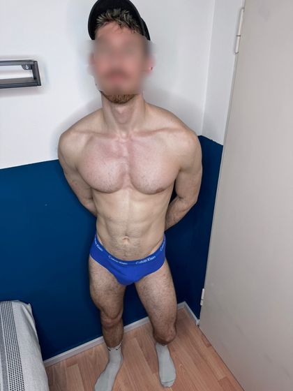 hunk_couple_free OnlyFans picture
