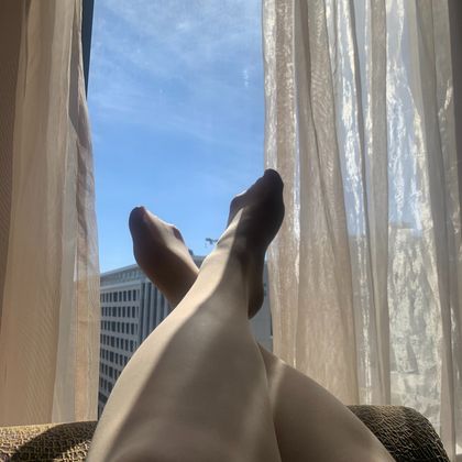 bellafeetlegsandstocking OnlyFans picture