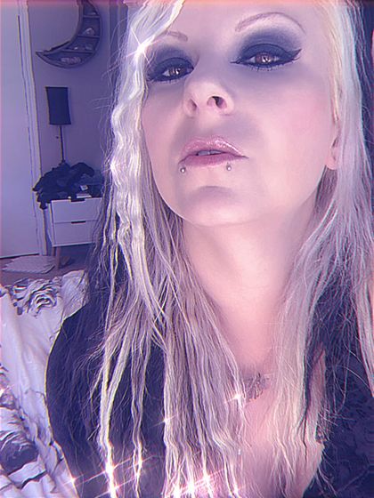 do.ve OnlyFans picture