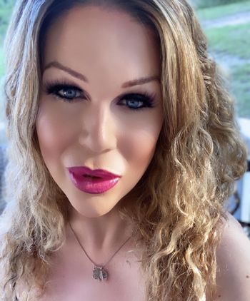 oliviahoney_ts OnlyFans - Stats, Graphs, Photos & Profile Comparisons