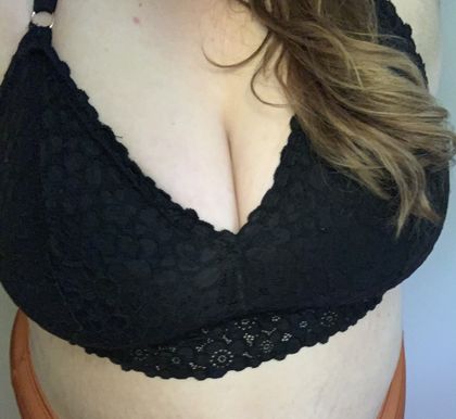 maddieshands OnlyFans picture