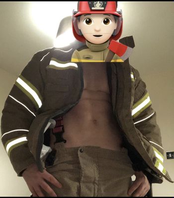 Nakedfireman_XL