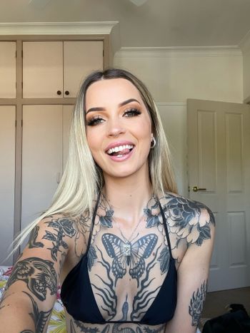 morebronkfox OnlyFans - Free Trial - Photos - Socials FansMetrics