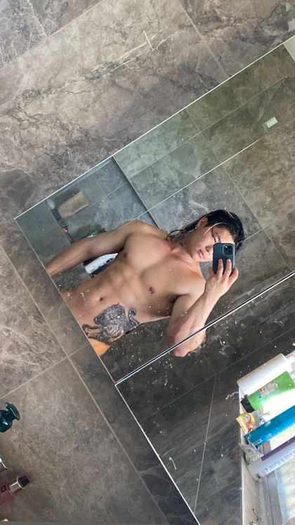 kaiyuu OnlyFans picture