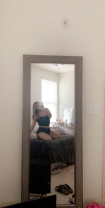 cabronacorona OnlyFans picture