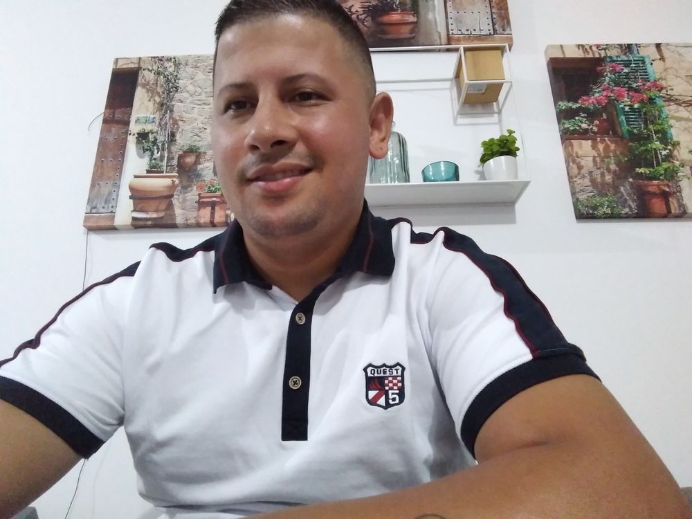 danyorozco OnlyFans profile picture