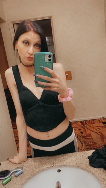 lopez0704 OnlyFans picture