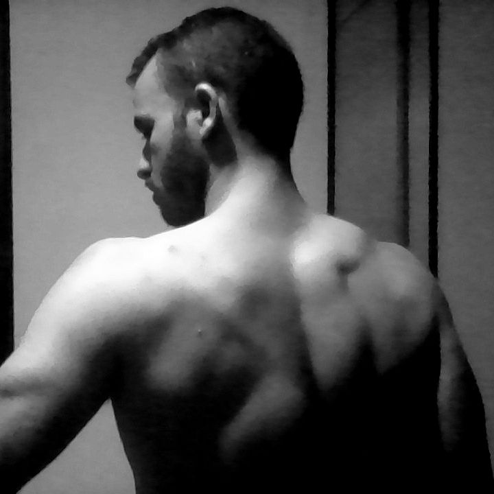 real.muscle.worshipper OnlyFans profile picture