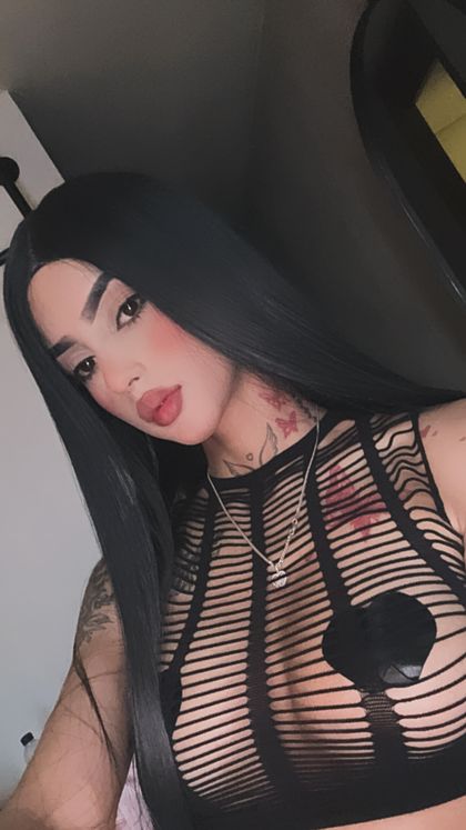 elinasansd OnlyFans picture