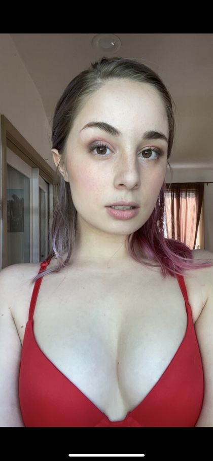 raesfunhouse OnlyFans picture