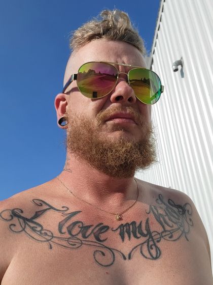 kinkynikz OnlyFans picture