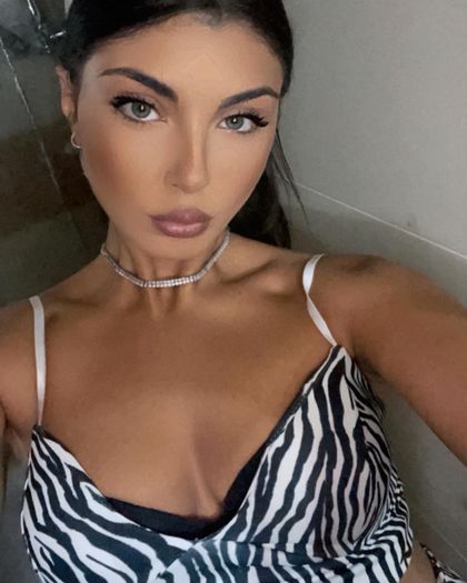 lareinav OnlyFans picture