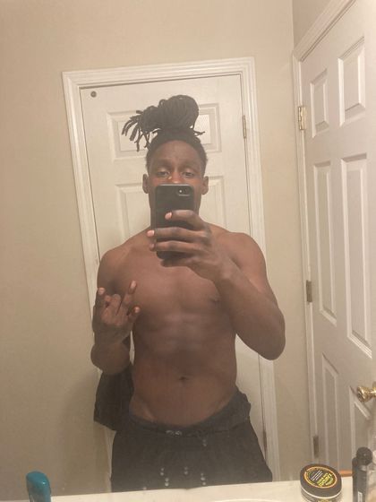 vonvon4l OnlyFans picture