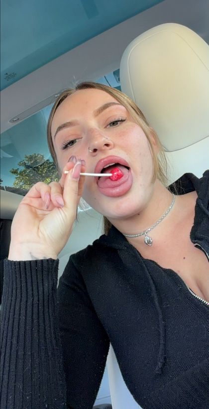onlykwanztv OnlyFans picture