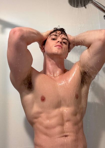 lewmfit OnlyFans picture