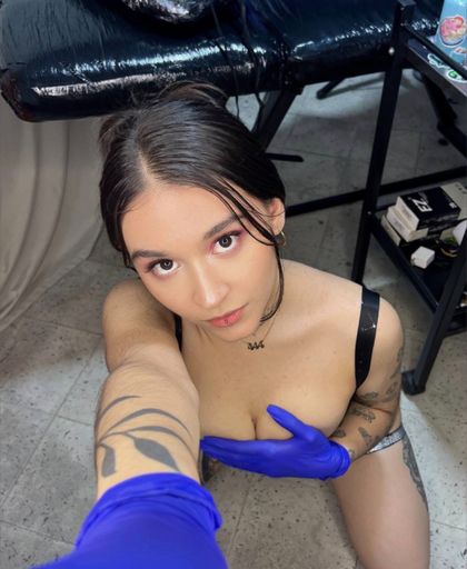 urmisscrystel OnlyFans picture