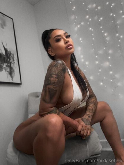 nikkisotelo OnlyFans picture