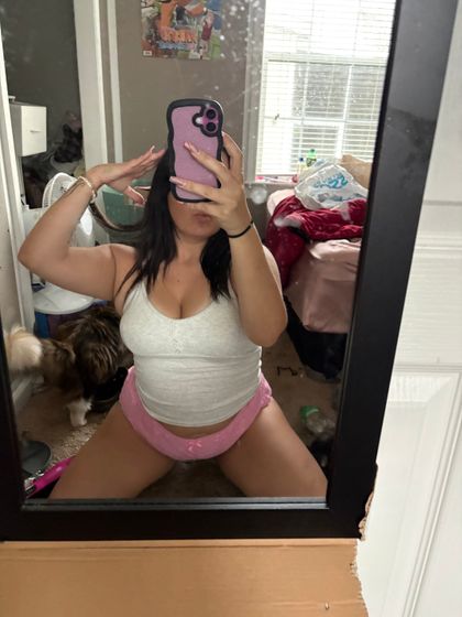 raenova18 OnlyFans picture