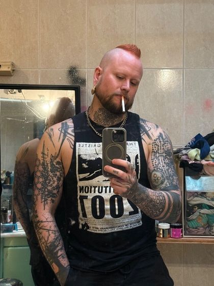 windowpane OnlyFans picture