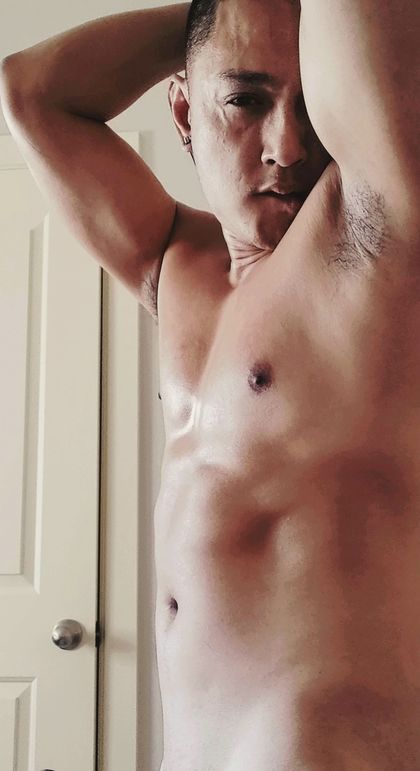 th3guynextdoor OnlyFans picture