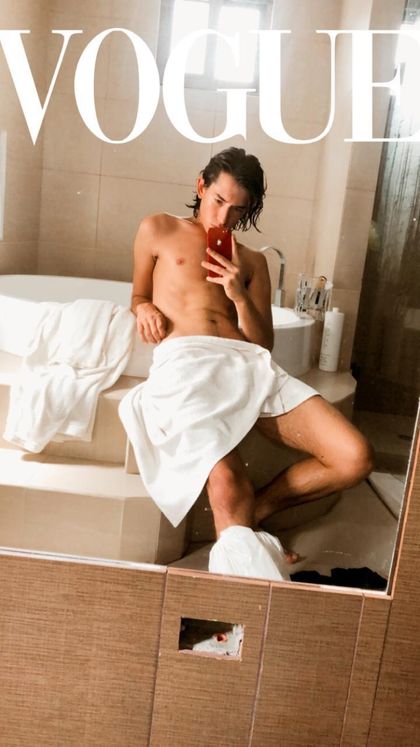 andrescvi OnlyFans picture