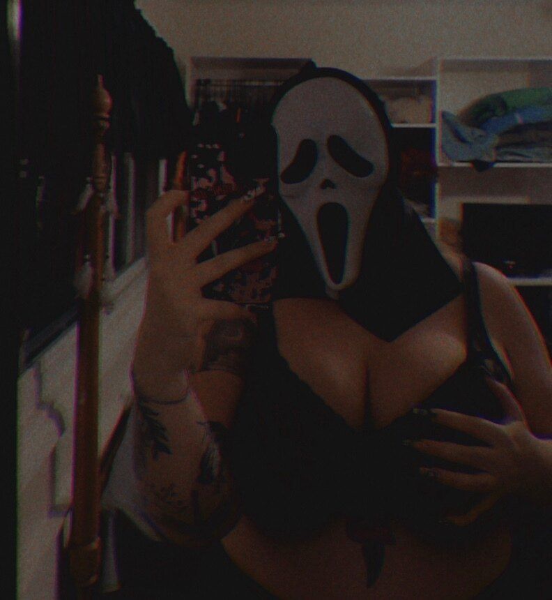 yourfavegothlou OnlyFans profile picture
