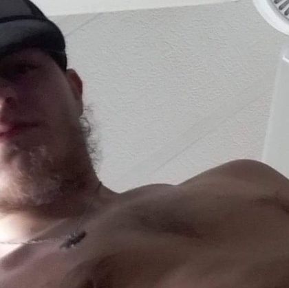 luckylogan22 OnlyFans picture