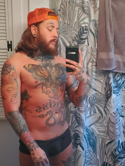 reverieok OnlyFans picture