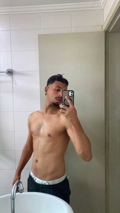elielvianas OnlyFans picture