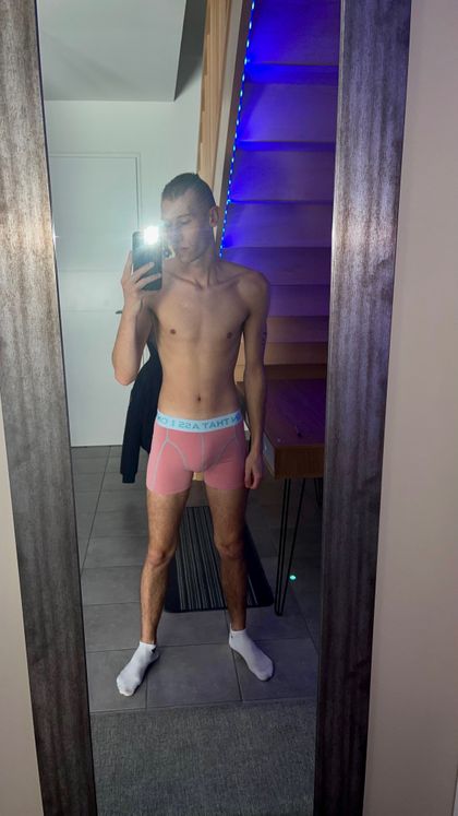 gay10 OnlyFans picture