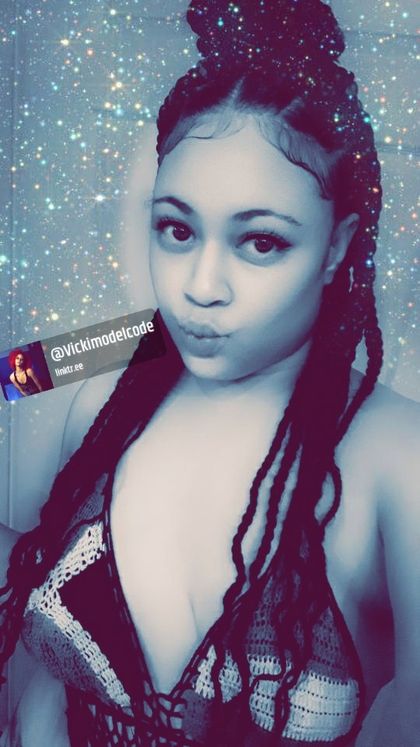 modelcodevicki OnlyFans picture