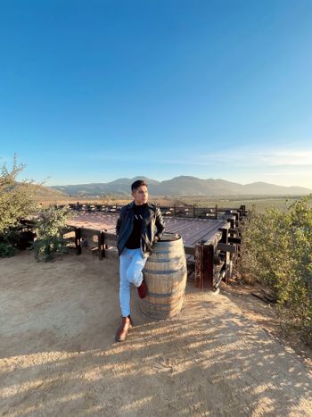 henry.b OnlyFans - Free Trial - Photos - Socials | FansMetrics.com