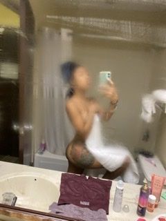 caramel_queennn OnlyFans picture