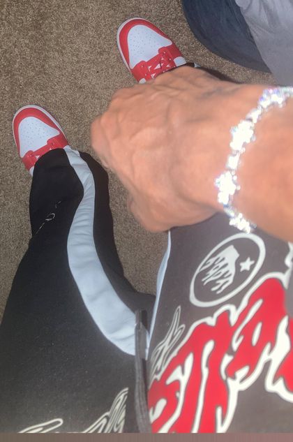 cmurdaaaa OnlyFans picture