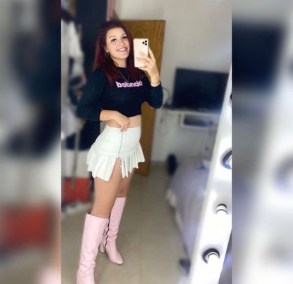 ali.19 OnlyFans picture