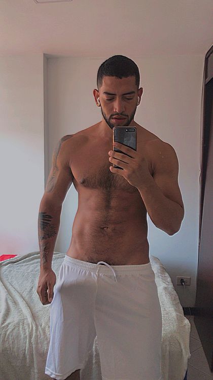 anyelosuarez7 OnlyFans picture