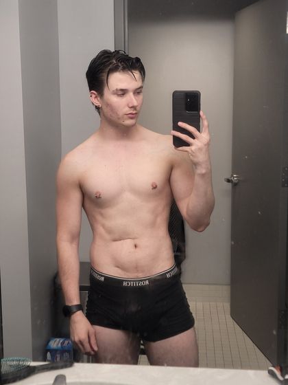 dimitriymolotov OnlyFans picture