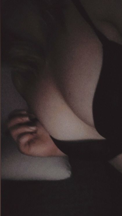 girrrl09 OnlyFans picture