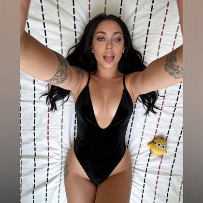 deavanclegg OnlyFans picture