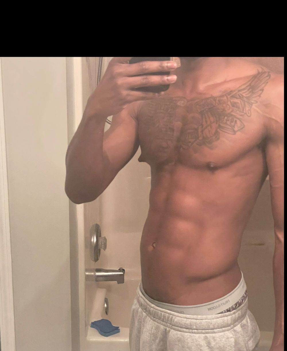 hungdarkandhandsome OnlyFans profile picture