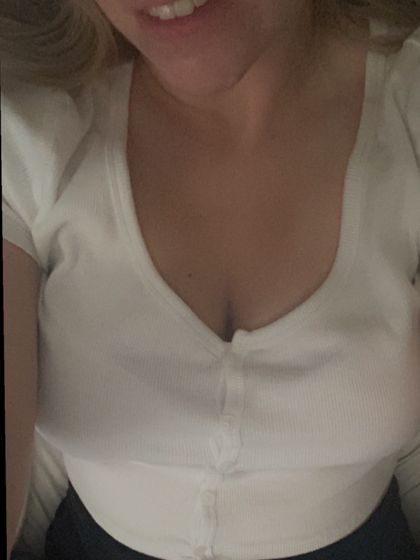 buni.is.funi OnlyFans picture