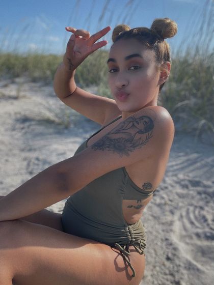 sunflowerbarbie OnlyFans picture