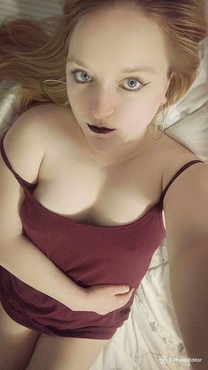aprilrose1992 OnlyFans picture