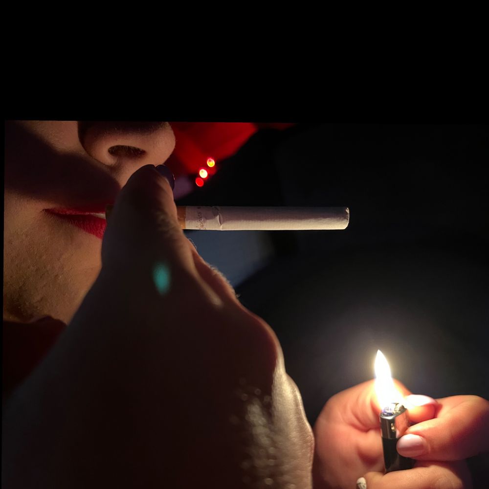 ella_smokes OnlyFans profile picture