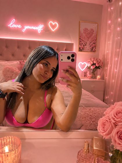 jenniromero123 OnlyFans picture
